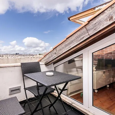 Guestready - Fantastic Rustic Duplex With Terrace * リスボン