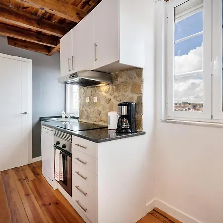 דירה Guestready - Fantastic Rustic Duplex With Terrace ליסבון