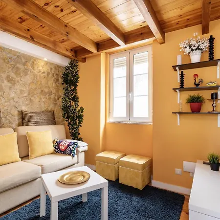 דירה Guestready - Fantastic Rustic Duplex With Terrace